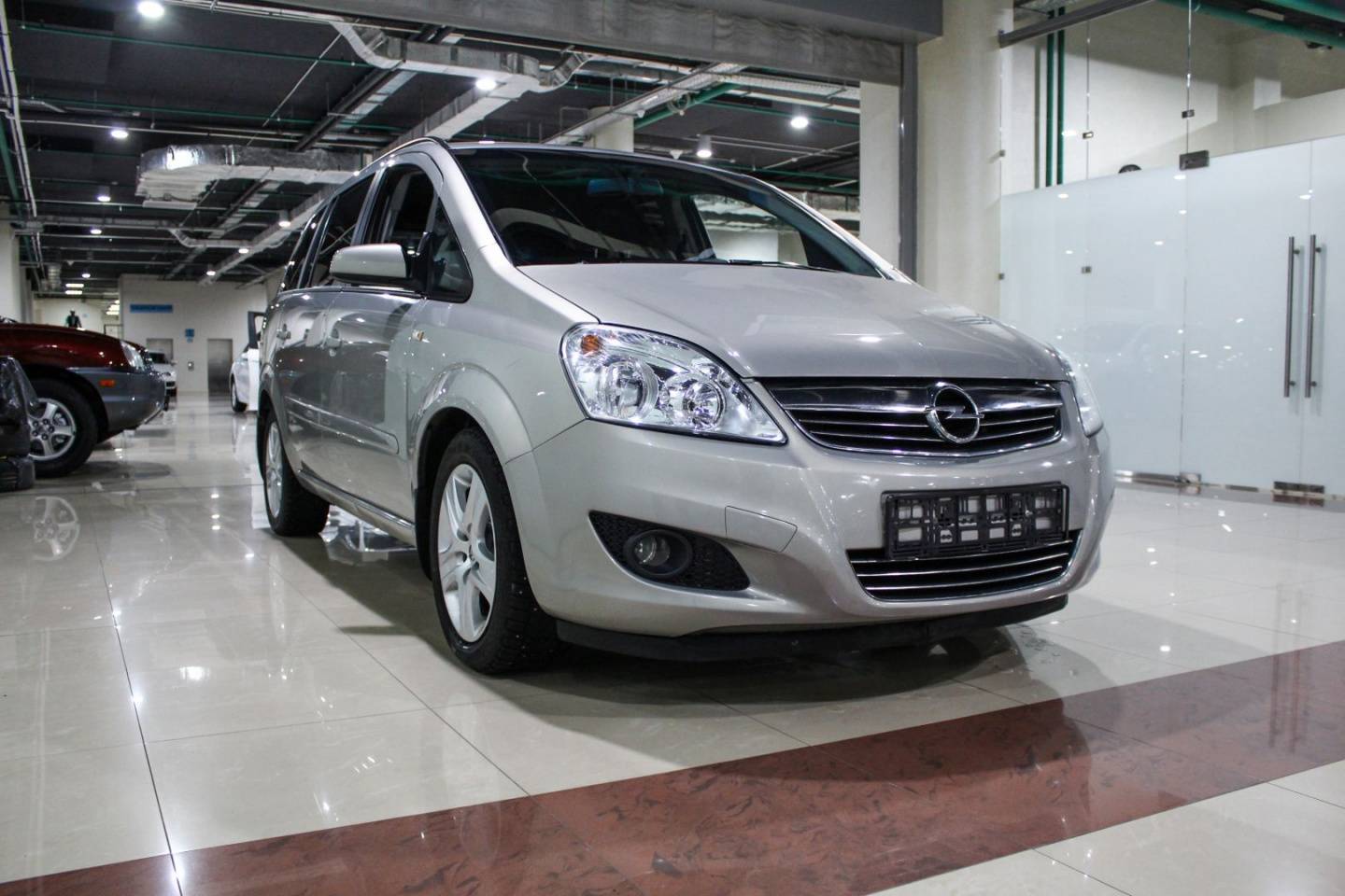 Купить Zafira с пробегом